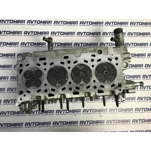 Головка двигателя Toyota Avensis T25 2.2 D-4D 2003-2008 1110129555